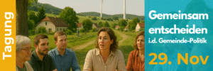 Gruppe von Menschen vor Dorf mit Infos zur Tagung